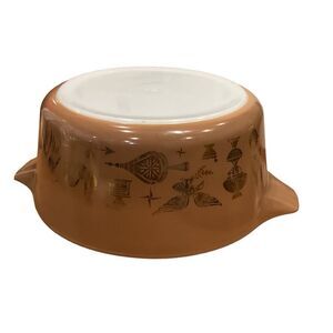 Pyrex Vintage 475-B Cinderella Casserole Dish  2-1/2 Qt. Early American Pattern